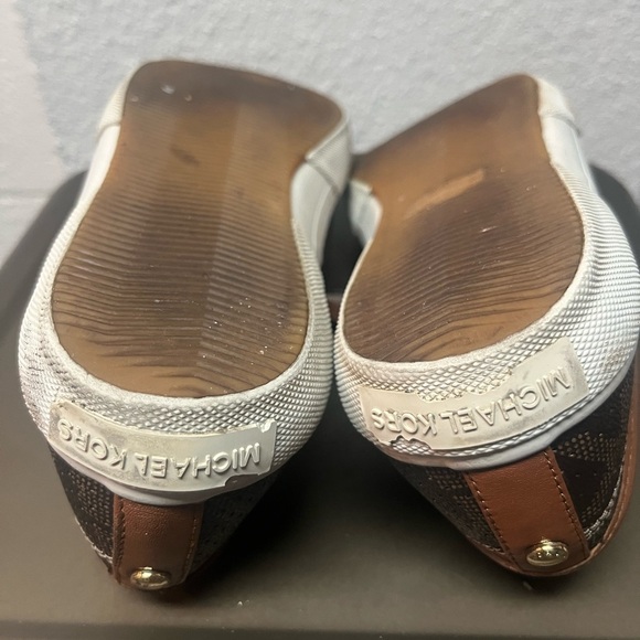 Michael Kors Brown Sneakers with Gold Accents. Size 7 - Picture 8 of 8